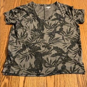 old navy print shirt